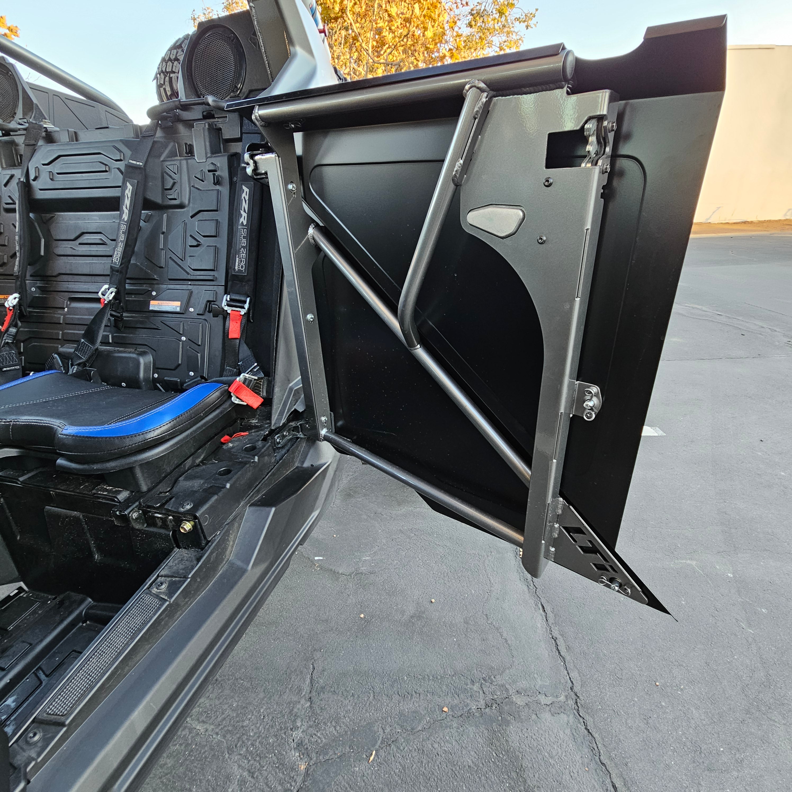 Polaris Pro-R 4 seat doors